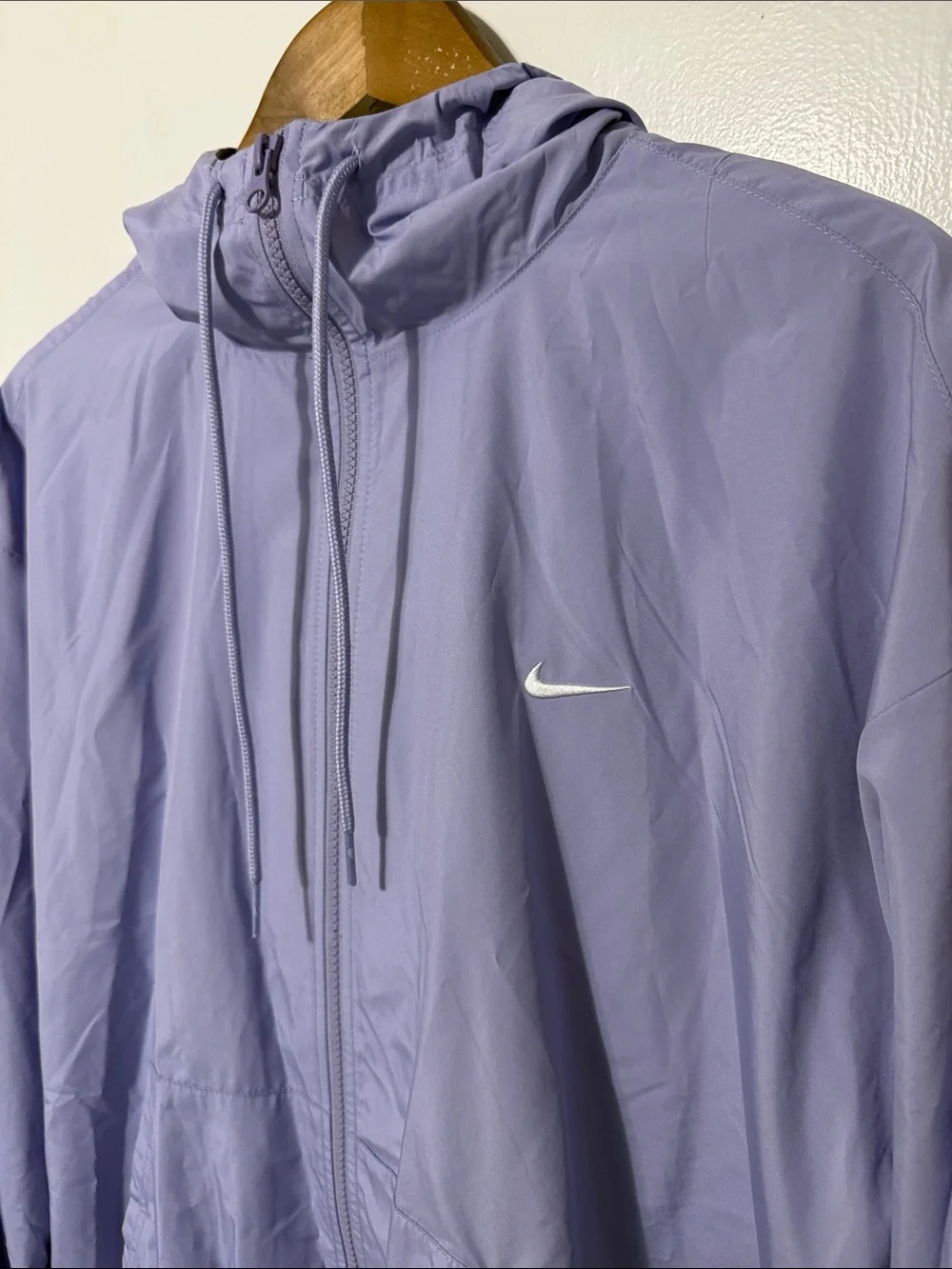 NWT Nike Women Loose UV Hooded Jacket Pockets Lilac Purple L Lightweight Summer